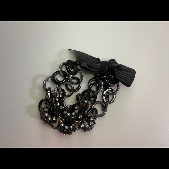 [Vera Wang] Black and Silver Faux Gem Chain Bracelet 🖤 - Picture 4 of 5